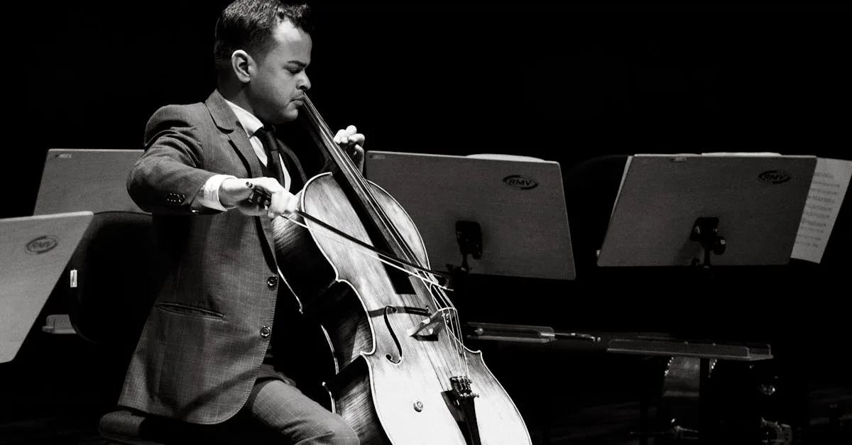 découvrez kagura bachi, un manga captivant mêlant action, aventures épiques et arts martiaux dans un univers fantastique. plongez dans l’histoire palpitante de chihiro, maître d’épée en quête de vengeance et de justice.