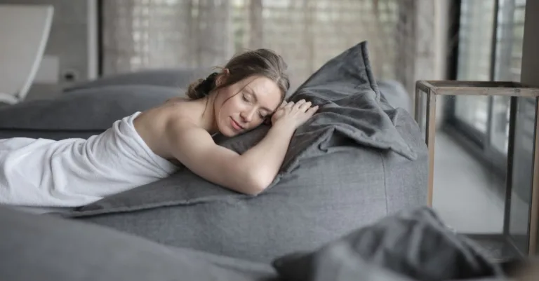 découvrez des méthodes efficaces de relaxation pour réduire le stress, améliorer votre bien-être et retrouver calme et sérénité au quotidien.
