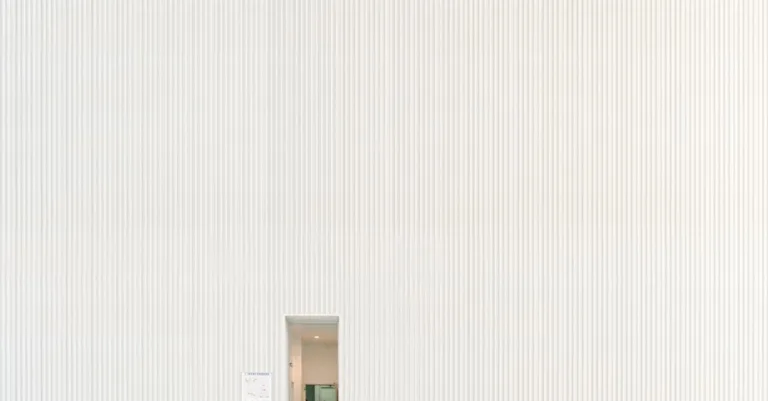 découvrez le design minimaliste : l'art de l'élégance épurée, alliant simplicité, fonctionnalité et esthétique pour un espace moderne et harmonieux.