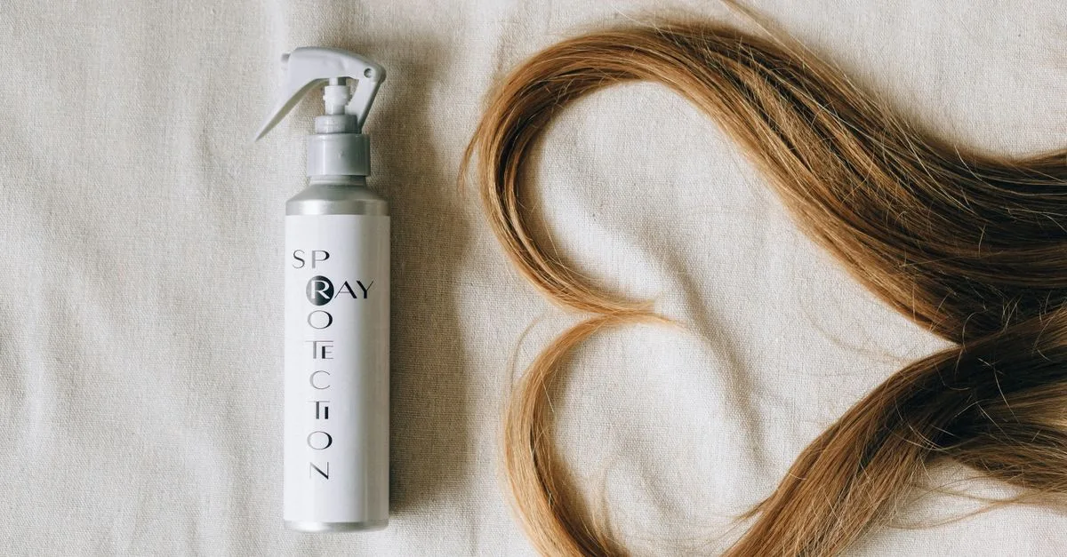 conseils et astuces pour des soins capillaires naturels et efficaces afin de garder des cheveux sains, brillants et forts au quotidien.