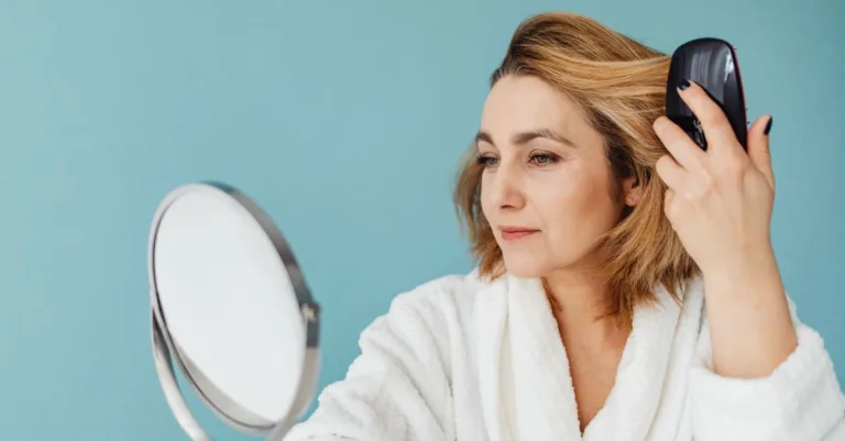 découvrez nos conseils et produits essentiels pour des soins capillaires optimaux, afin de garder des cheveux sains, forts et brillants au quotidien.